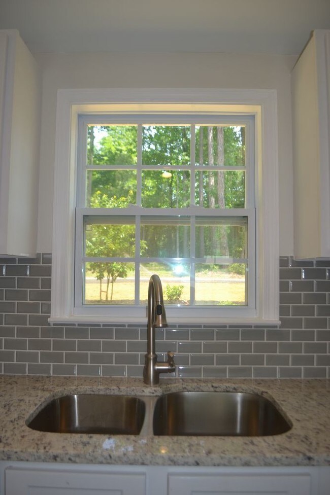 Building Photo - 1BR/1Bth Lake Allatoona Custom Tiny Home w...