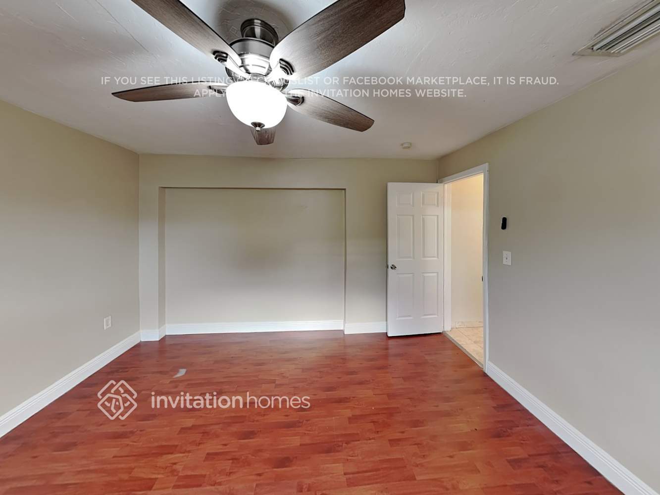 Building Photo - 8659 Sheraton Dr