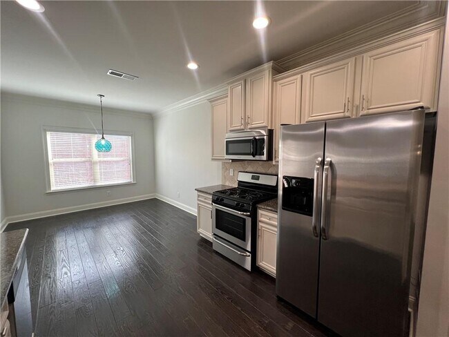 Building Photo - 5245 Bucknell Trace