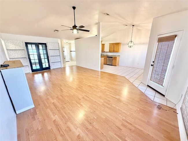 Building Photo - 2800 Gettysburg Dr