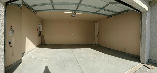 Building Photo - 677 Addison Ln