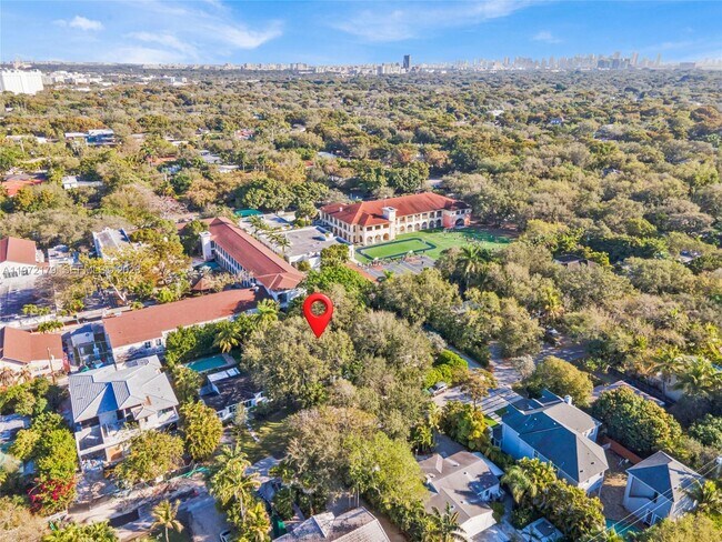 Building Photo - 5111 SW 73rd Terrace