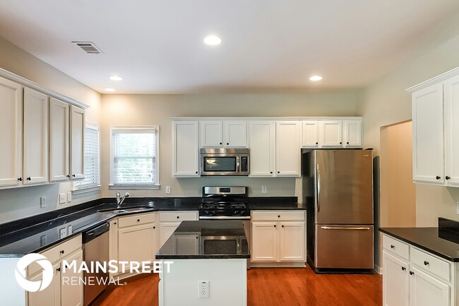 Building Photo - 417 Moonlit Trail