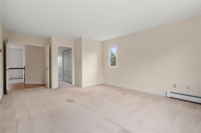 Building Photo - 43 Blue Grass Drive
