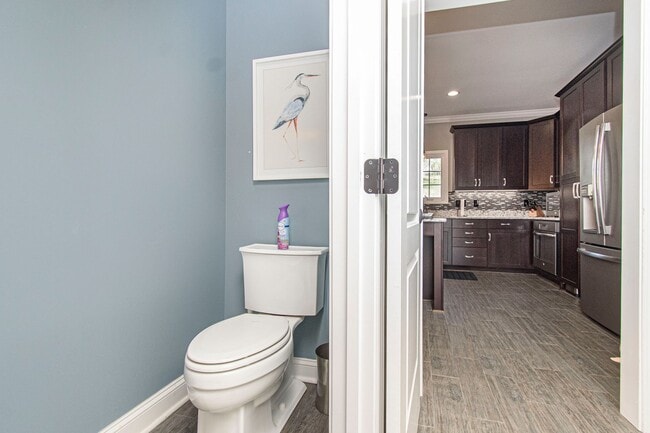 Building Photo - Spacious Home with Hot Tub, Fenced Yard an...