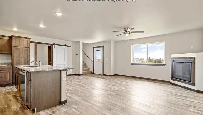 Building Photo - 3 Bedroom 2 1/2 Bathroom Townhouse- NEWLY BUILT-