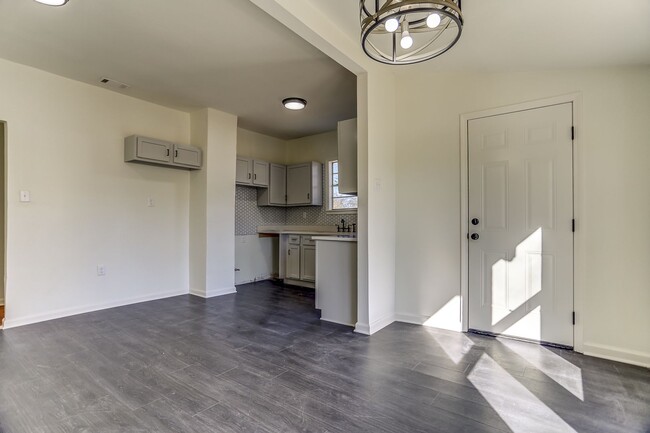 Building Photo - Beautiful 4-Bedroom Home in Memphis – Spac...