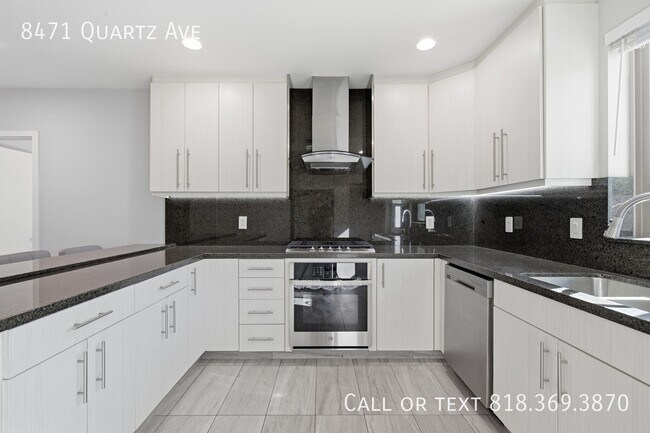 Building Photo - 8471 Quartz Ave