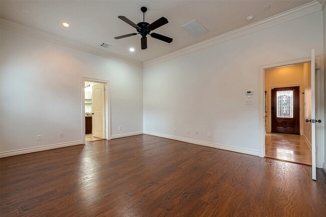 Building Photo - 5608 Kansas St