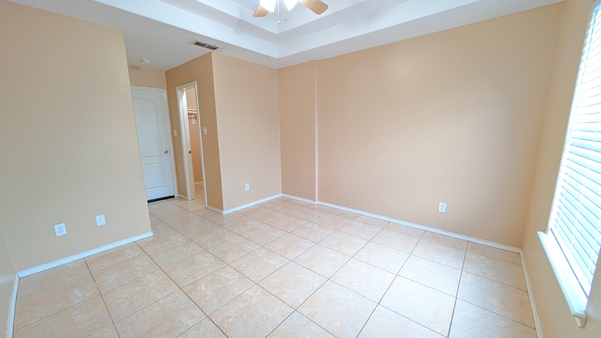 Building Photo - 808 W Arroyo Park Ln