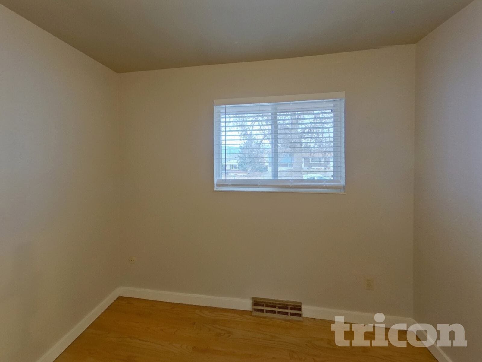 Building Photo - 1915 Berkshire Ln