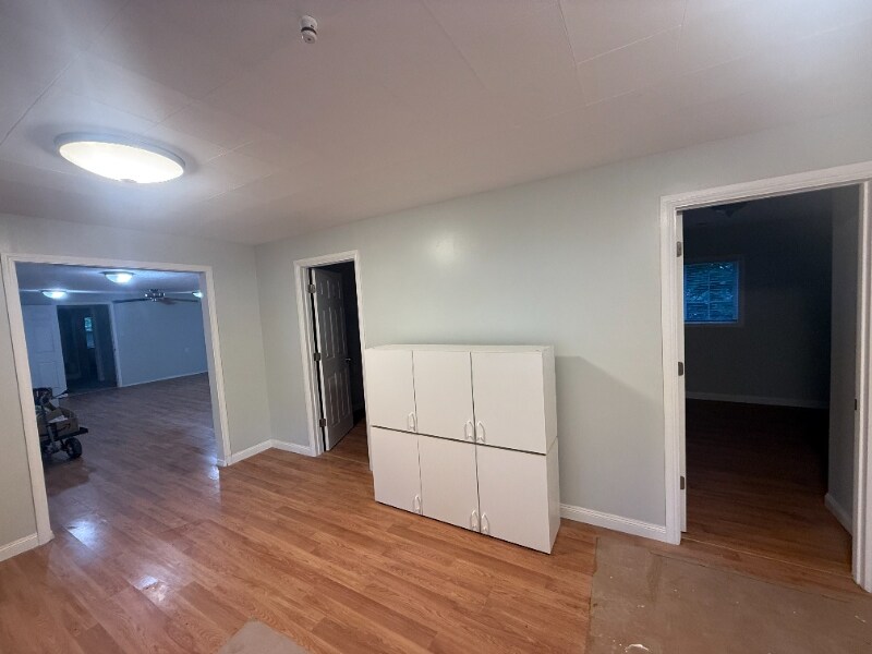 Building Photo - 58727 E Sleepy Hollow Dr