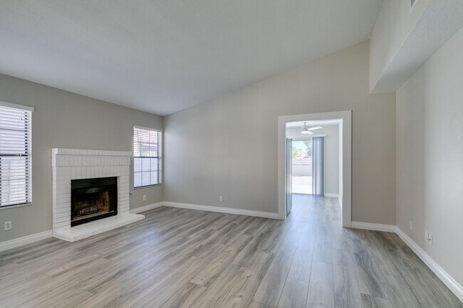 Building Photo - Beautiful Upgraded 3 Bedroom Home in Southwest Las Vegas!