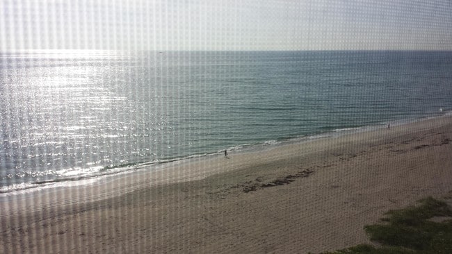 Building Photo - 840 Ocean Dr