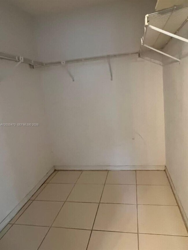 Building Photo - 15935 SW 81st Terrace