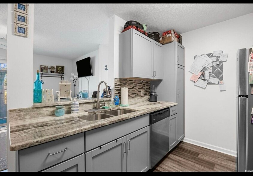 Building Photo - 8775 Chandler Dr