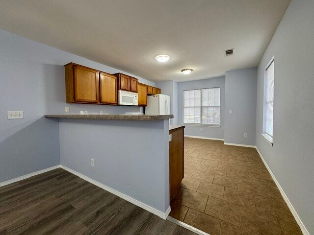 Building Photo - 4300 SW Broadstone Ave