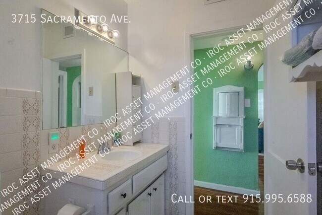 Building Photo - 3715 Sacramento Ave