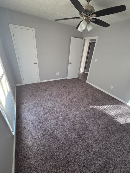 Building Photo - 50 Sommerset Dr