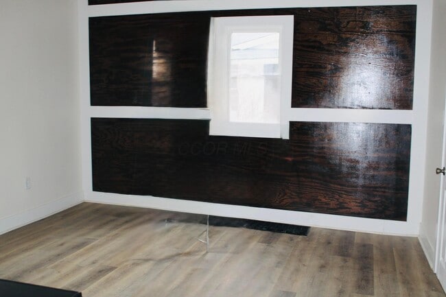 Building Photo - 9387 Mink St SW