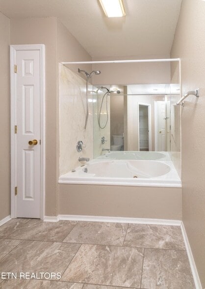 Building Photo - 8613 Little Field Way