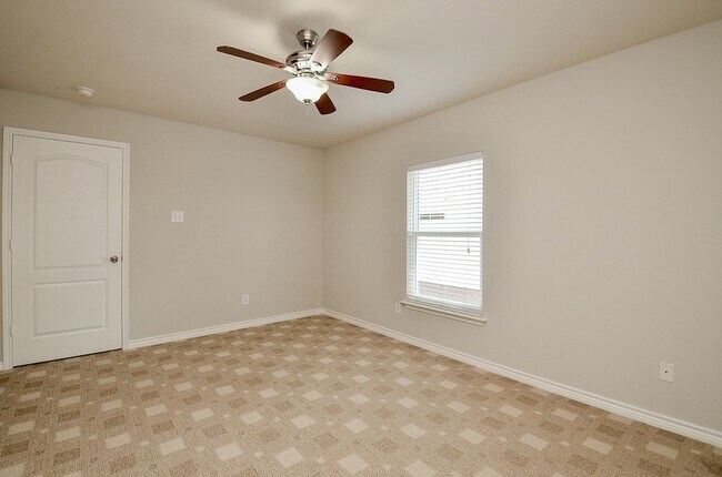Building Photo - 406 Sterling Heights Ln