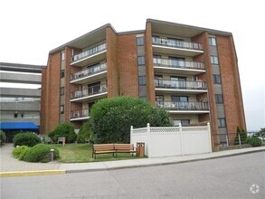 Building Photo - 1302 Capella Rd