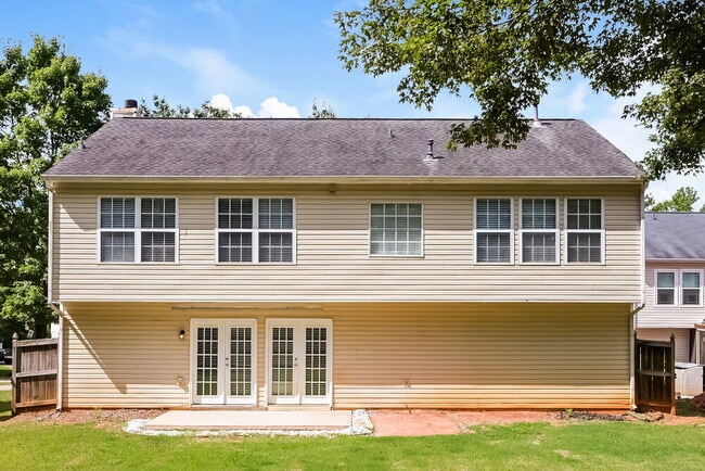 Building Photo - 3714 Heyford Ct
