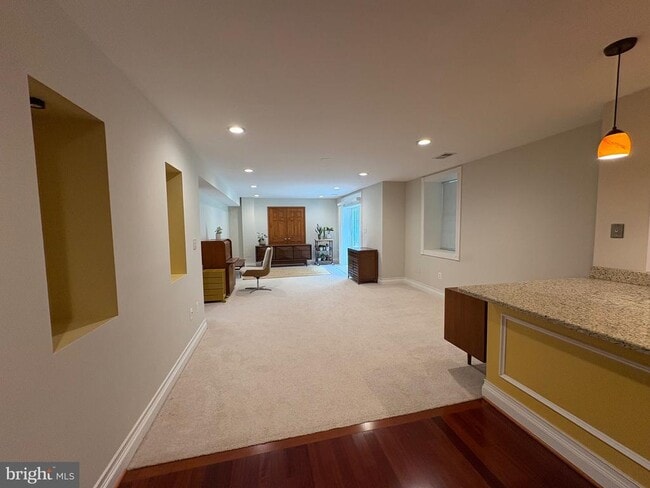 Building Photo - 38 Cherry Hill Dr