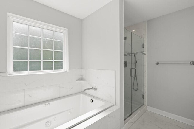 Building Photo - 5924 Roland Smith Dr