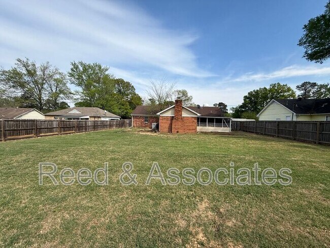 Building Photo - 7179 Pam Dr