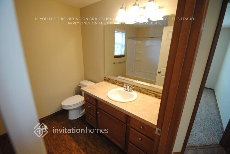 Building Photo - 7011 85th Ave NE