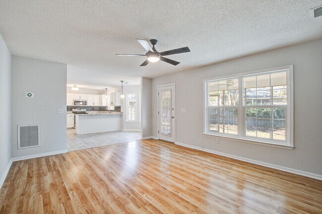 Building Photo - 1547 Clark Sound Cir