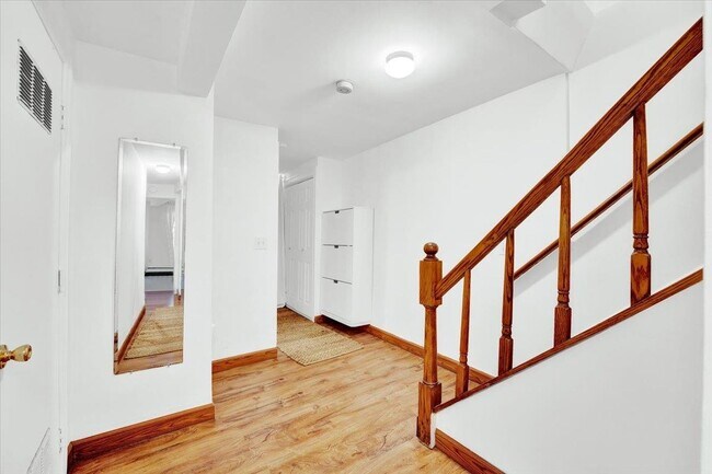Building Photo - 273 5th St