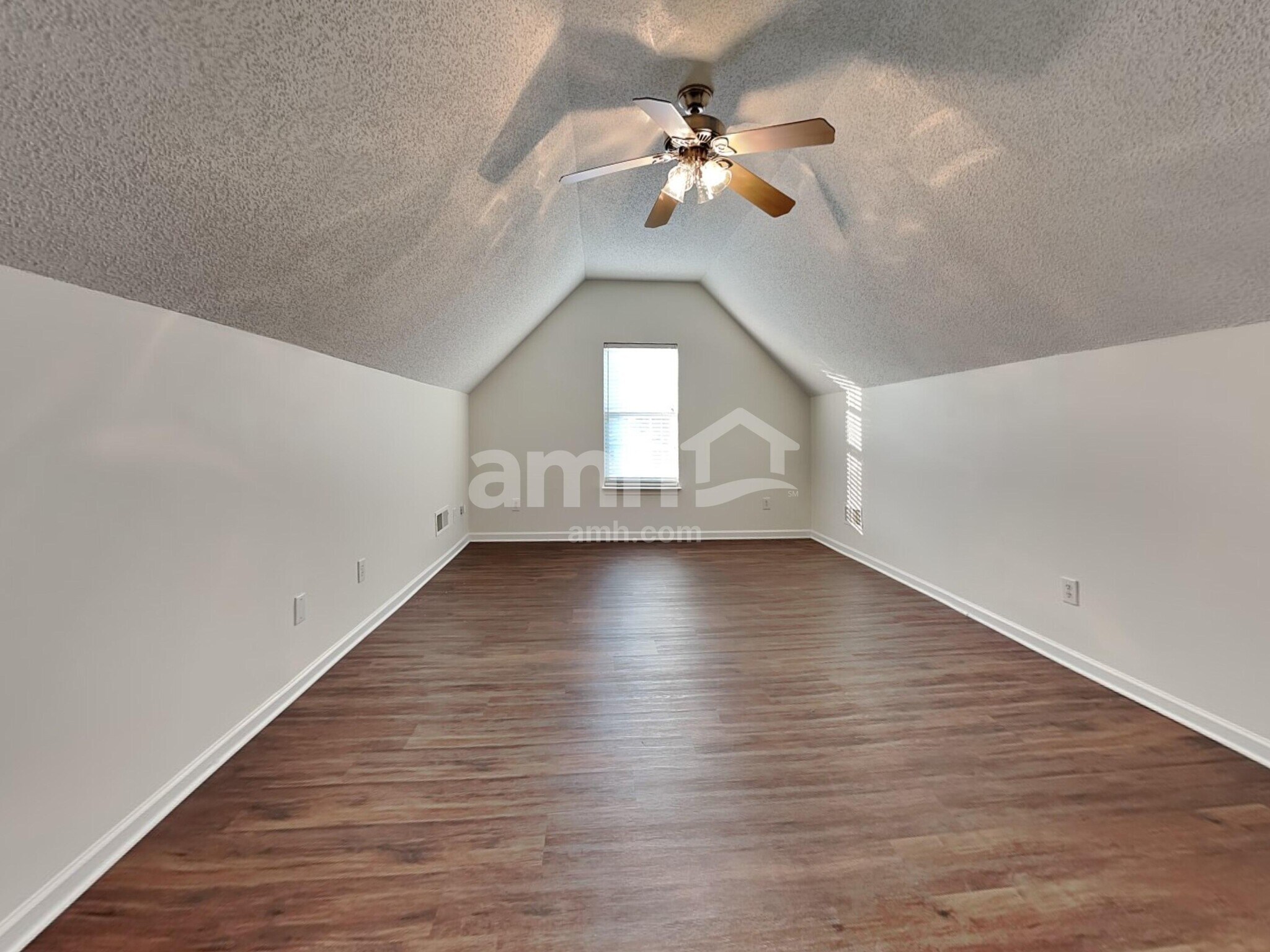Building Photo - 13513 Michael Lynn Rd