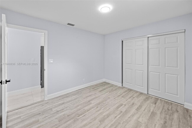 Building Photo - 1720 SW 13th St