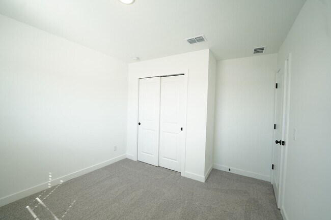 Building Photo - Coming Available!