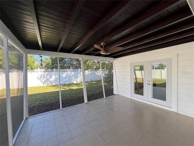 Building Photo - 2502 Tropical Shores Dr SE