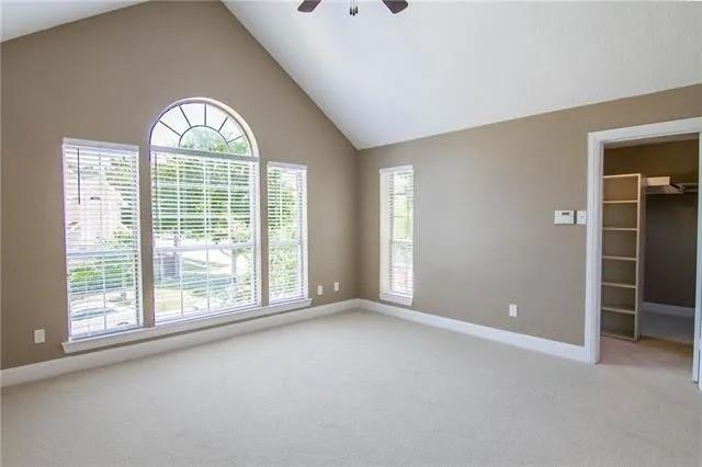 Building Photo - 9401 Blue Jay Way
