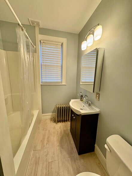 Building Photo - 509 Nutt Rd