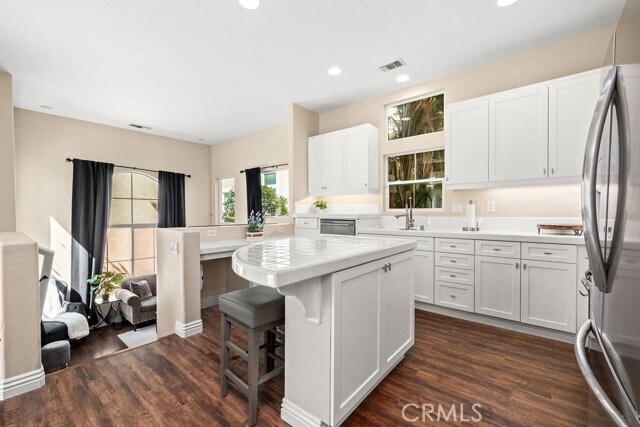 Building Photo - 205 Montana Del Lago Dr