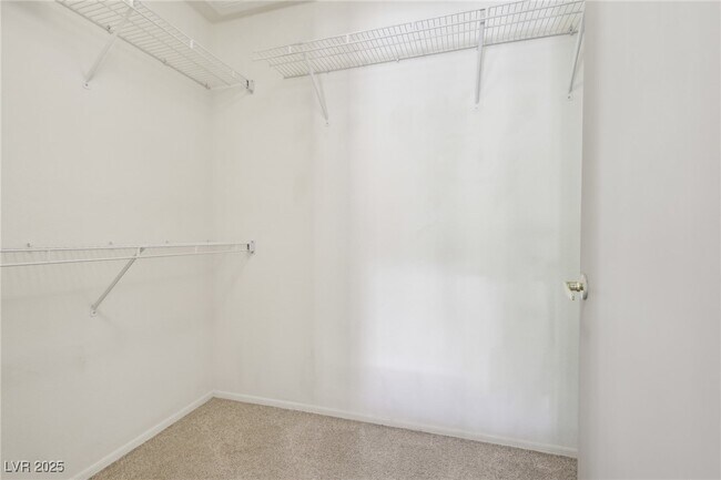 Building Photo - 3013 Sungold Dr