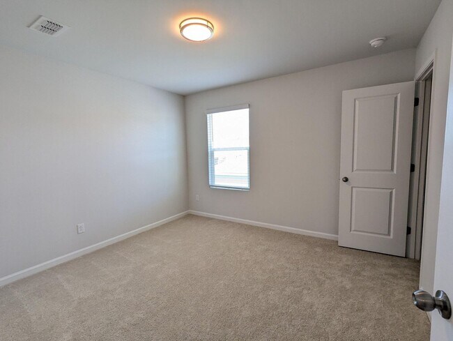 Building Photo - Beautiful 5 Bdrm New Construction Home in Johns Island