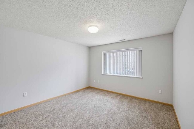 Floorplan - Pinebrook Apartments