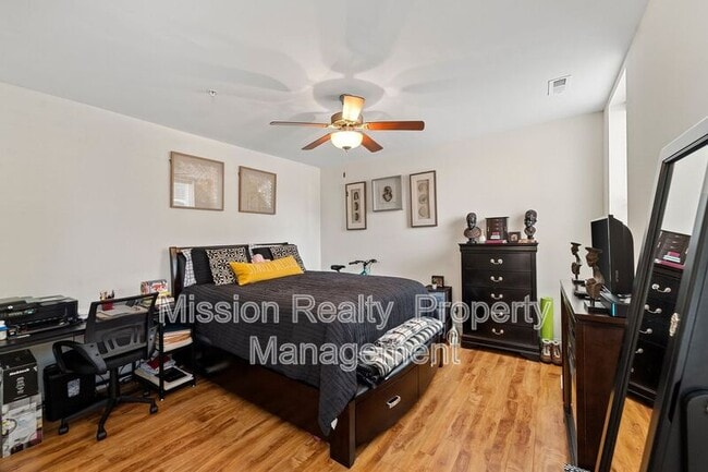 Building Photo - 4307 Fountain Square Plaza