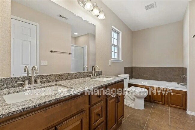 Building Photo - 2705 SW Greensprings Rd