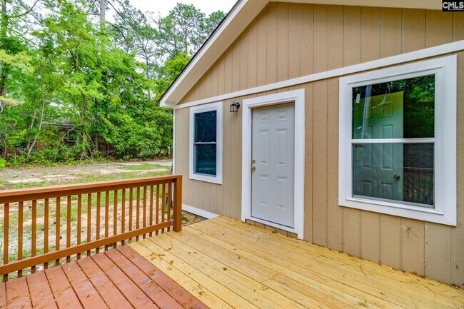 Building Photo - 6536 Shakespeare Rd