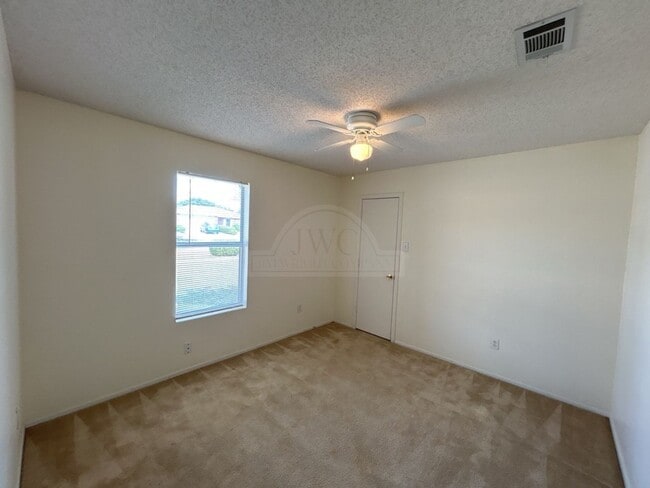 Building Photo - 4406 Secretariat Dr