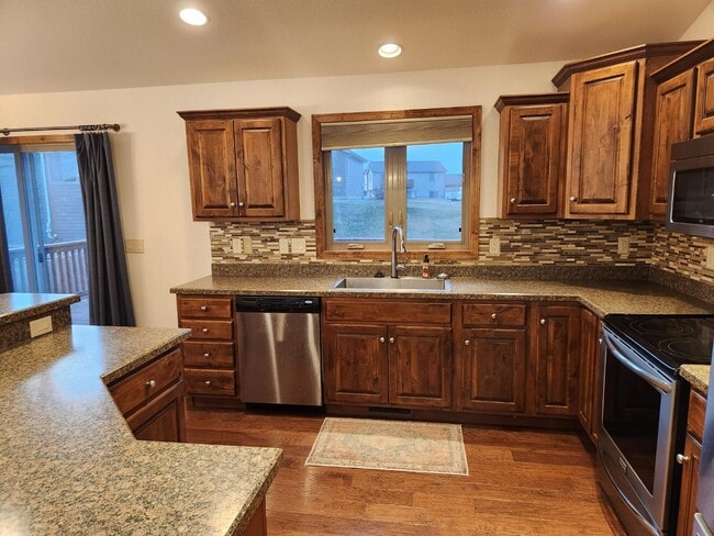 Building Photo - 737 Copperfield Dr