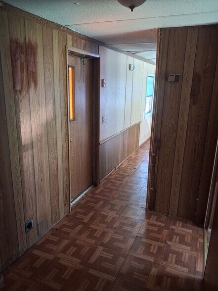 Building Photo - 4791 VA-47